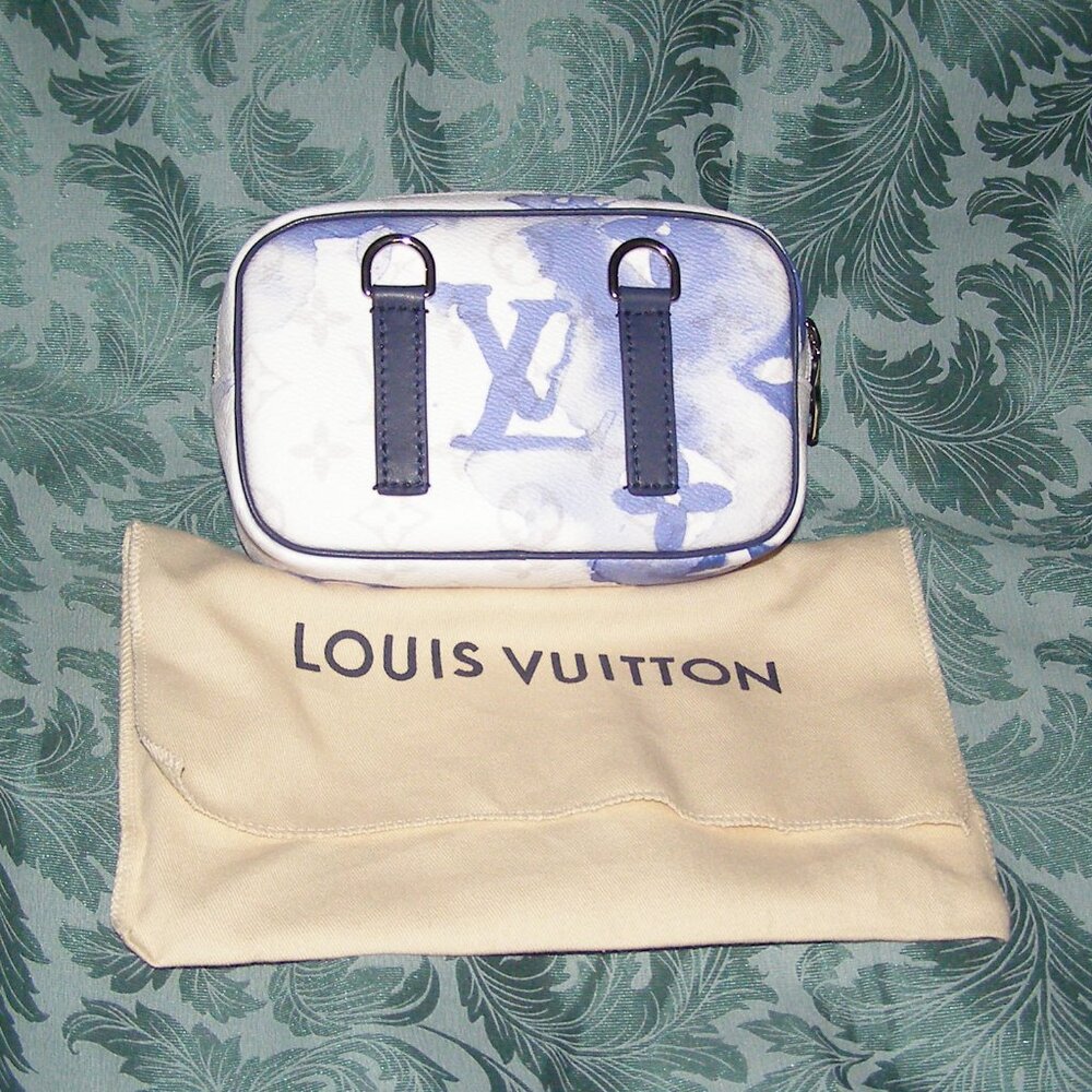 💙🤍 NEW FULL SET Louis Vuitton Outdoor Pouch UNISEX - Picture 11 of 14